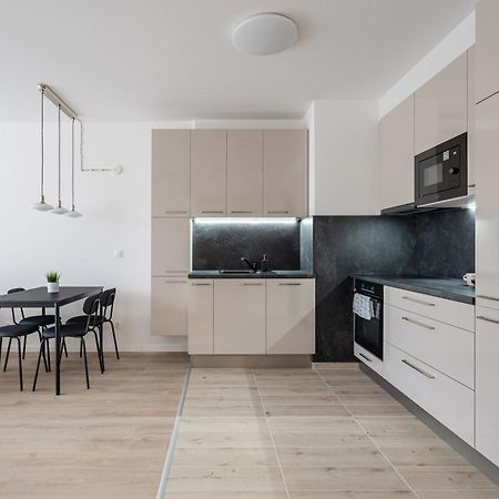 Szabolcs Apartments บูดาเปสต์ ภายนอก รูปภาพ