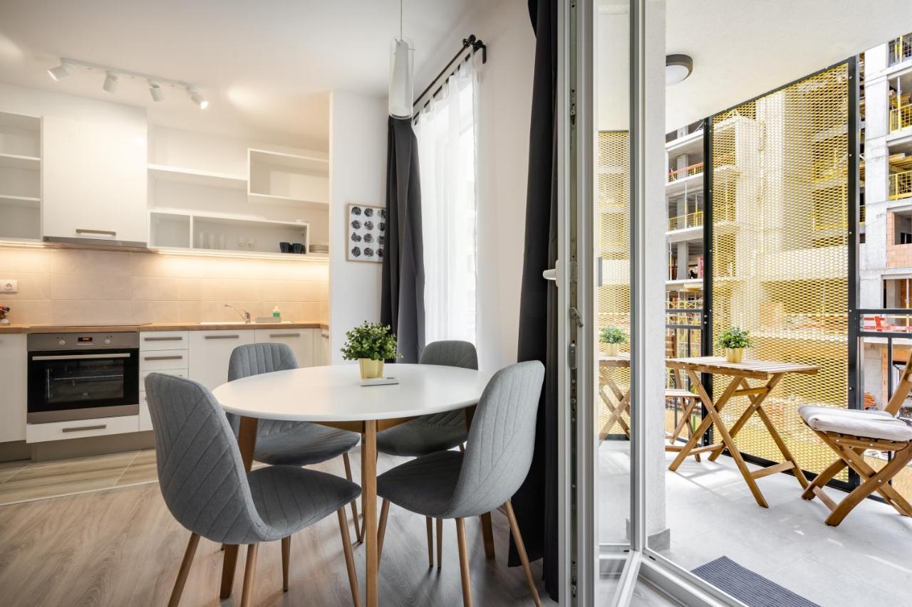 Szabolcs Apartments บูดาเปสต์ ภายนอก รูปภาพ
