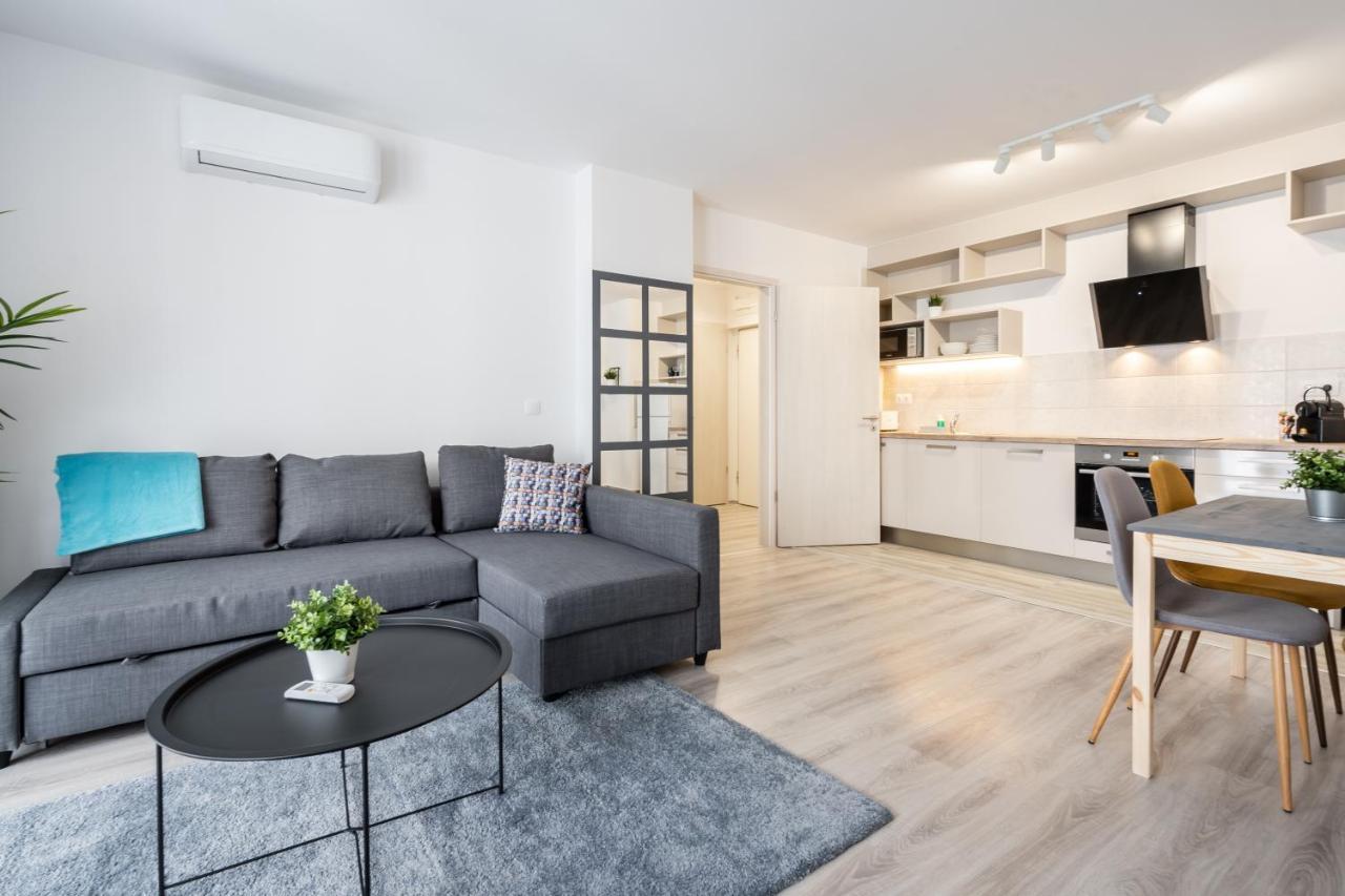 Szabolcs Apartments บูดาเปสต์ ภายนอก รูปภาพ