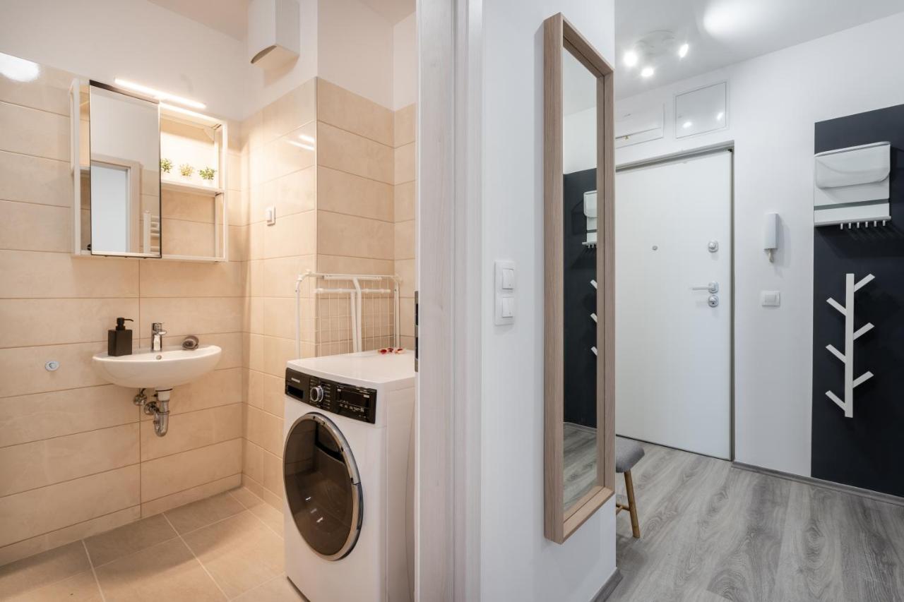 Szabolcs Apartments บูดาเปสต์ ภายนอก รูปภาพ