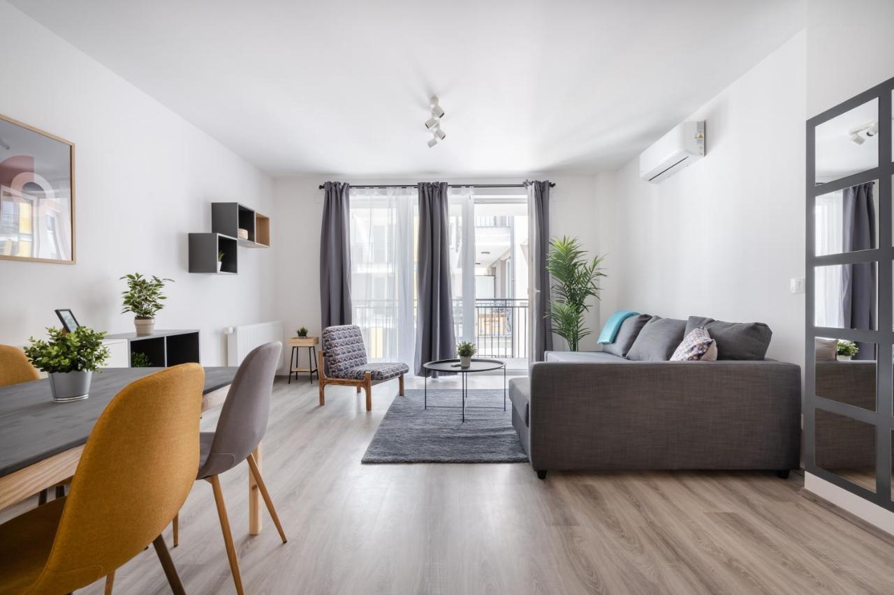 Szabolcs Apartments บูดาเปสต์ ภายนอก รูปภาพ