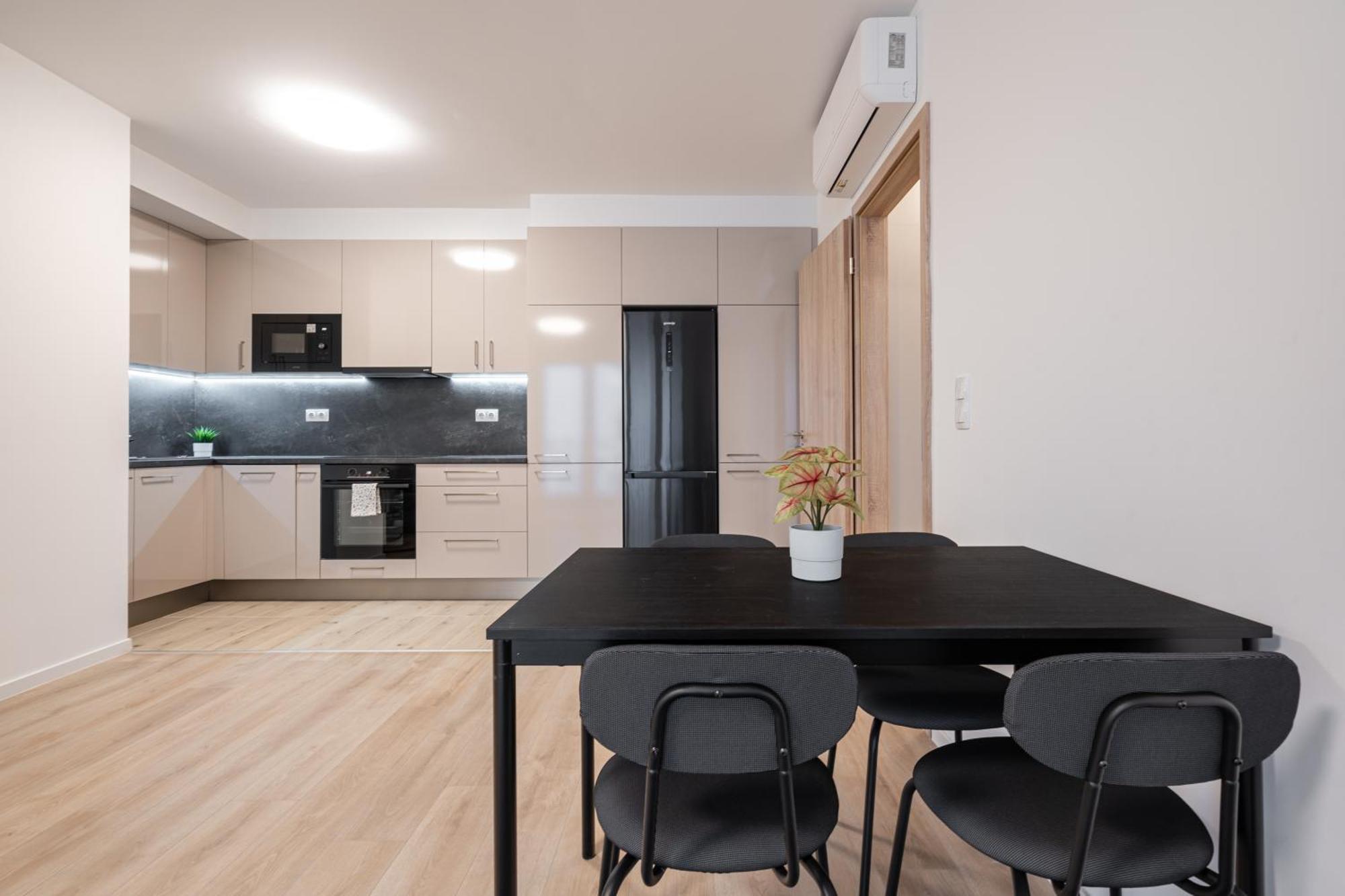 Szabolcs Apartments บูดาเปสต์ ภายนอก รูปภาพ